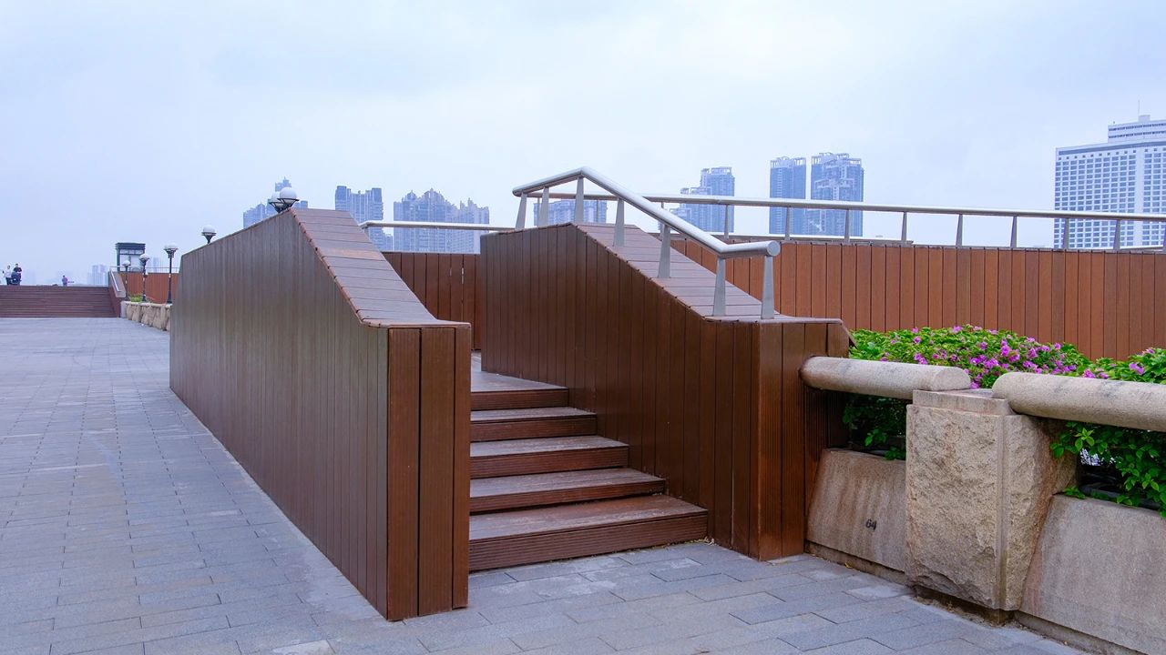 Insect-Resistant, Waterproof, Anti-Corrosive, High-Density & Eco-Friendly Outdoor Bamboo-Wood Flooring