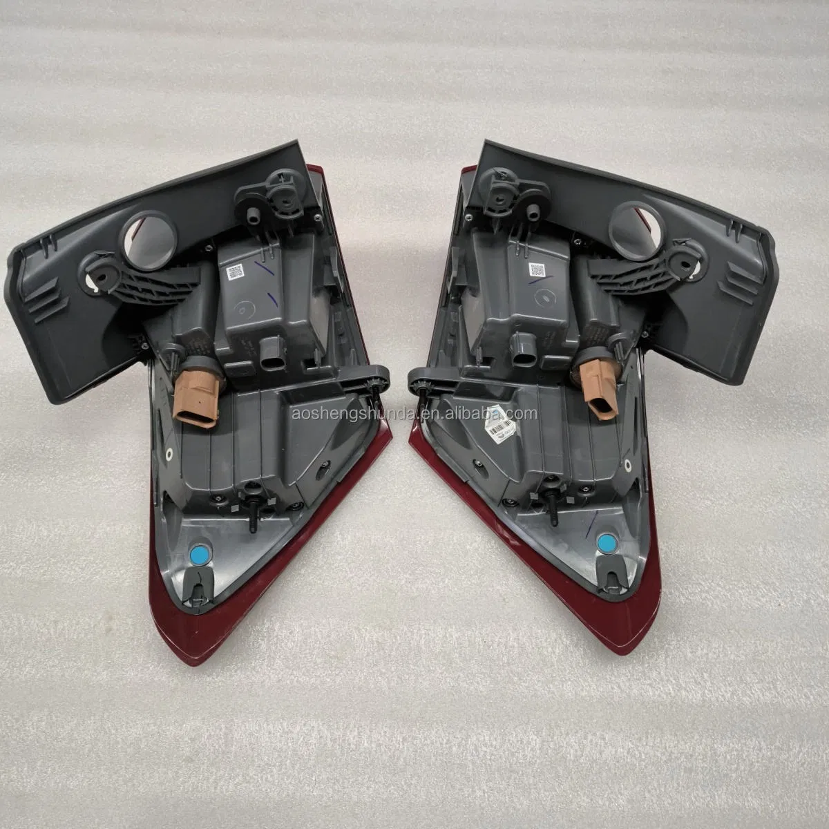 Задний стоп-сигнал Chevrolet Equinox 23394658/23394659