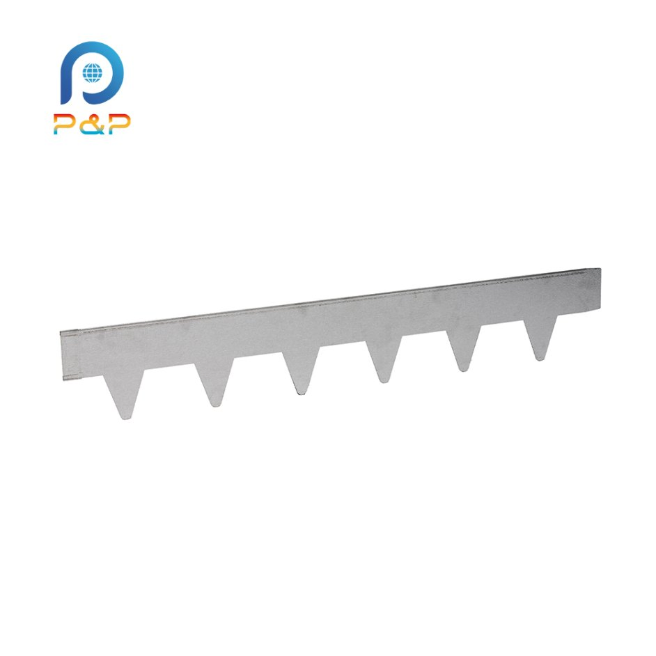 Elegant Zinc Border Fencing for Modern Lawn and Garden Spaces