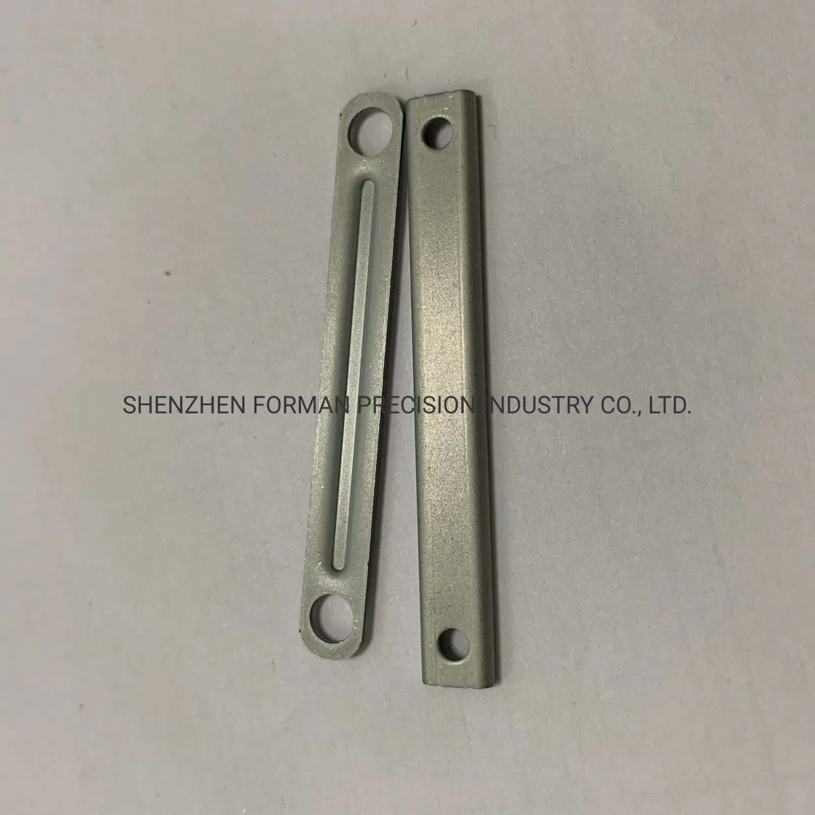 Штампованные металлические детали и разъемы для авто