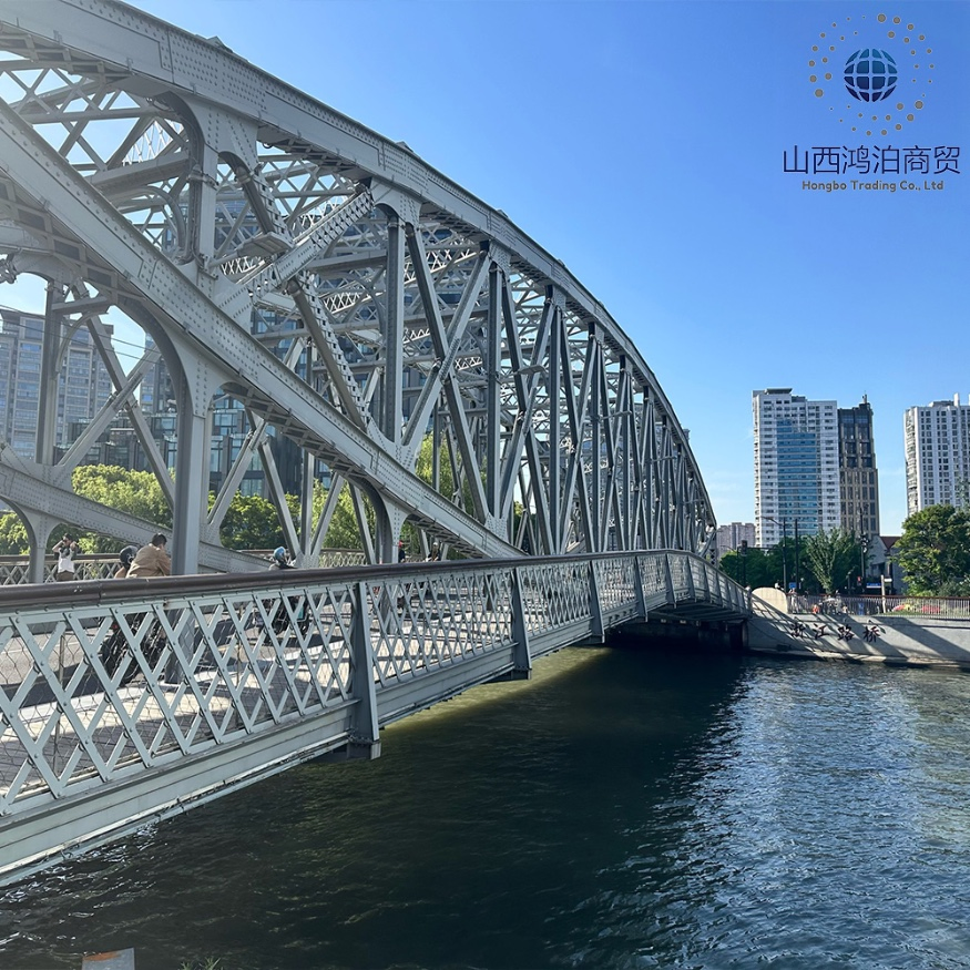 Heavy-Gauge Steel Spanning Bridge for Simultaneous Automotive and Pedestrian Passage