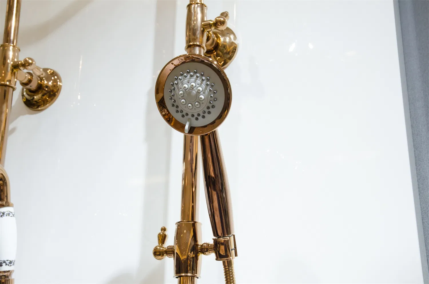 Modern Overhead Hot Cold Bathroom Shower Faucet Set Rose Gold