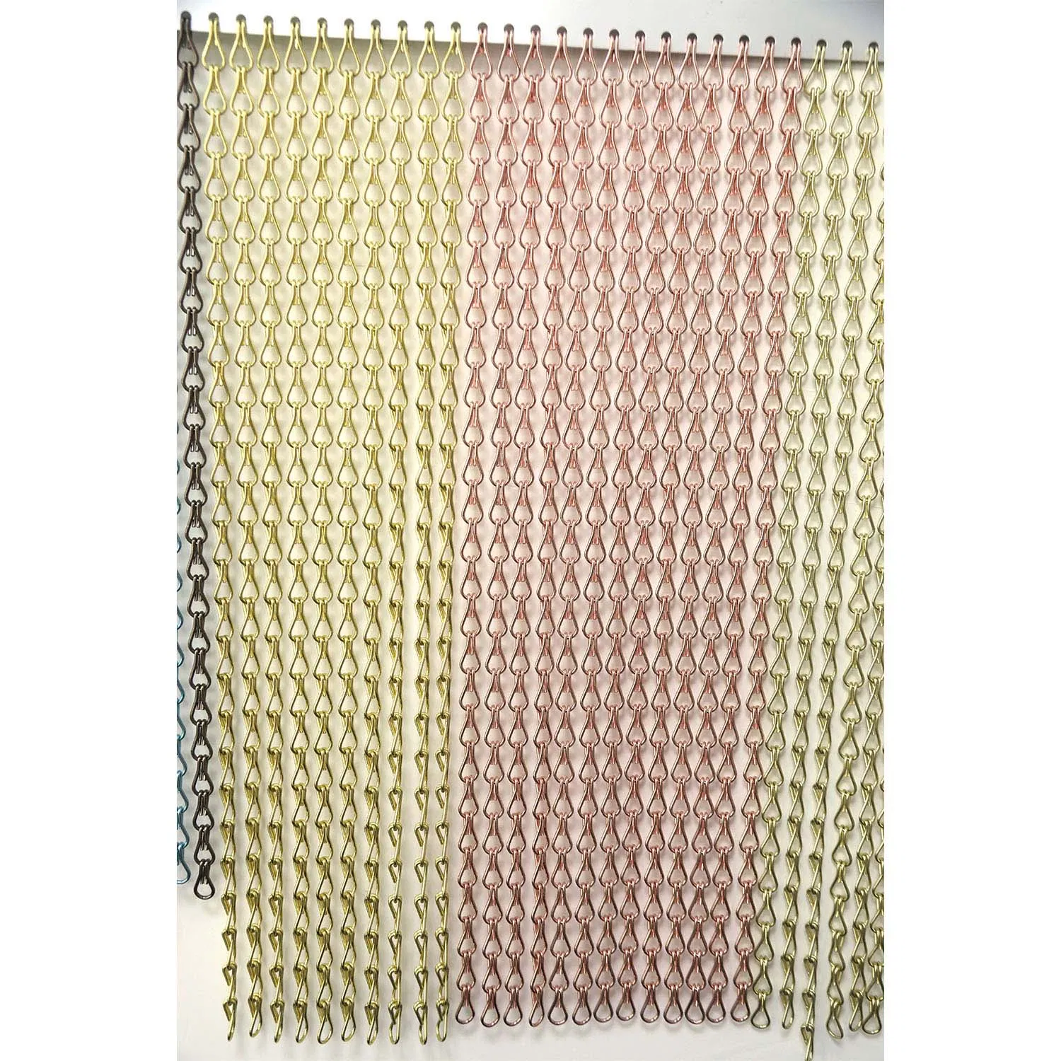 Versatile Double Hook Chain Link Screen for Wall Decoration Needs