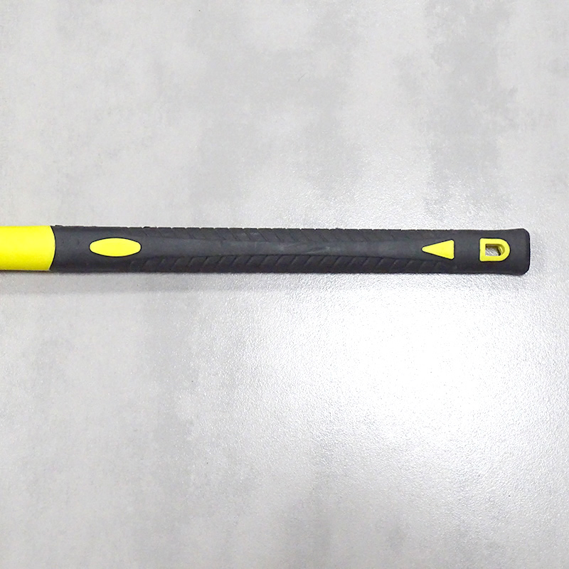 Factory Wholesale South America Africa Market Garden Pickaxe with Fiberglass Handle