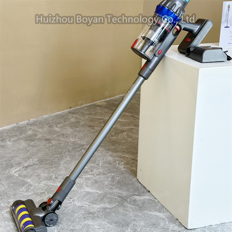 Cyclone Suction Household Vacuum Cleaner with CE RoHS Certification