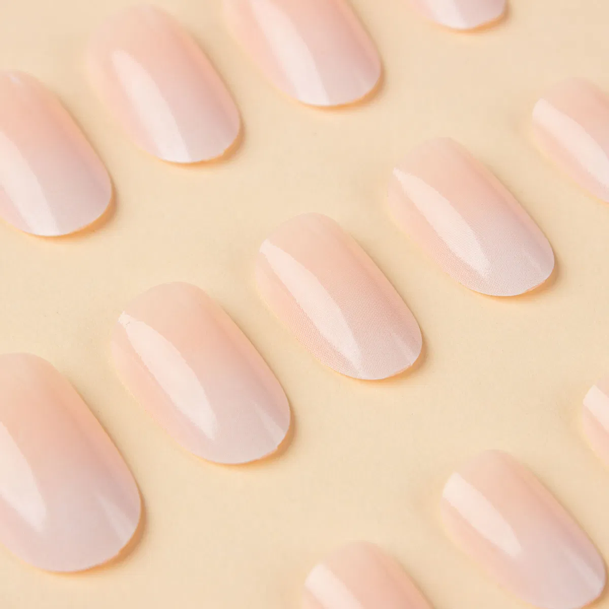 Wearable Nail Short Nail Sheet Pink White Gradient Nail Art Wearable Nail Piece Wholesale Wearable Nail Piece Press on Nails