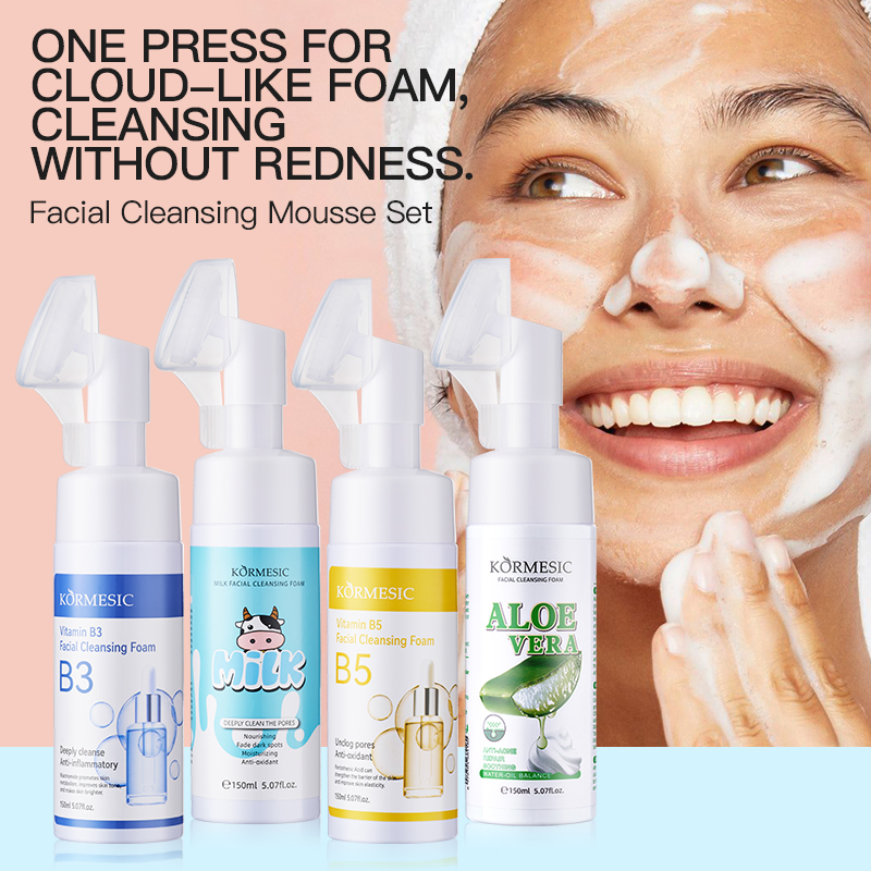Nourishing Aloe Vera Foaming Face Wash with Pore Massage Brush Face Cleanser Mousse