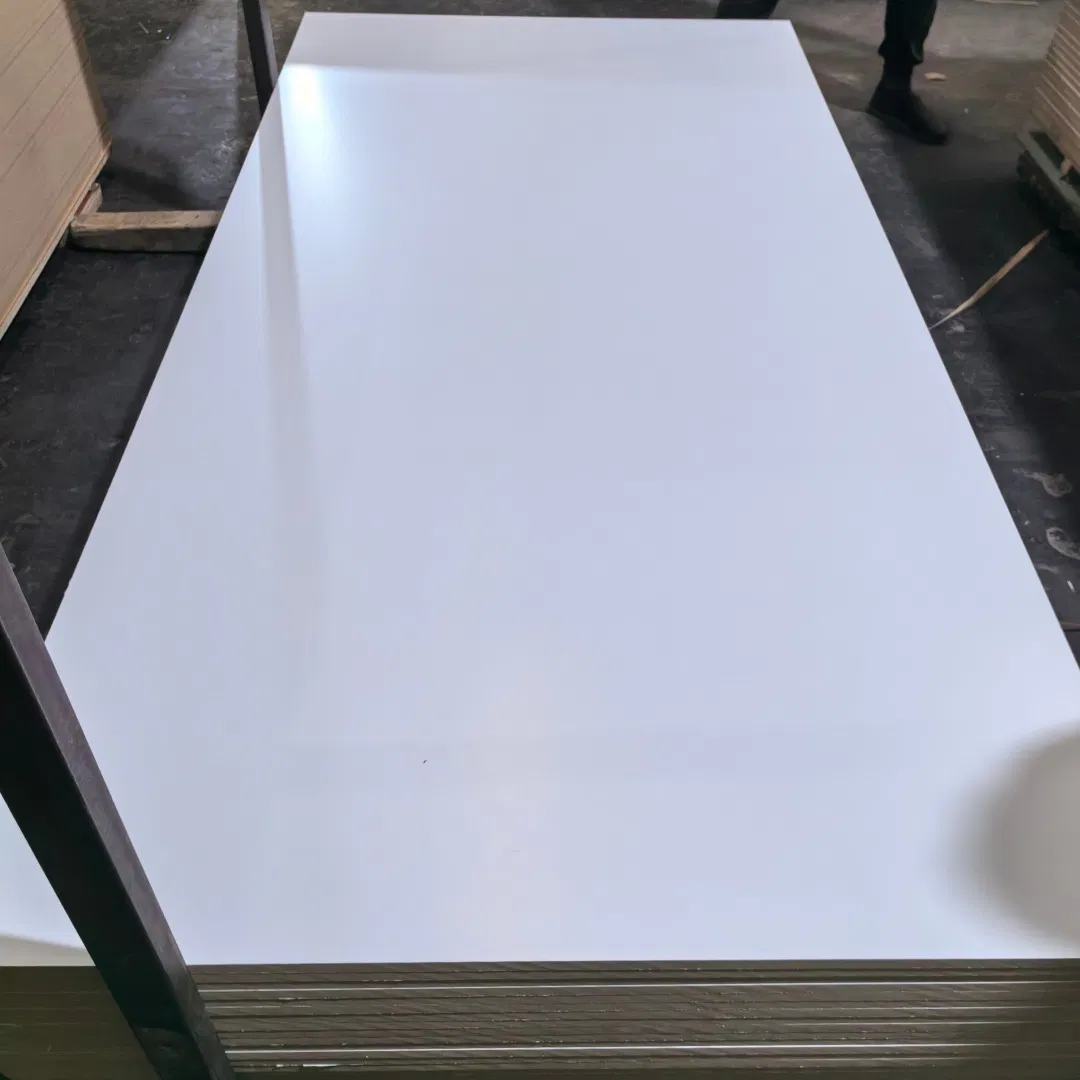 18 mm HDF Sheet Melamine Wood MDF Board China Prices for Furniture