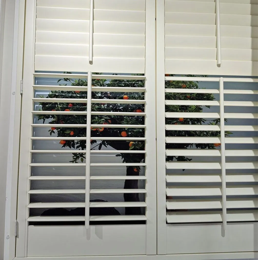 Custom for Houses Hurricane Apartments White Plantation Shutters PVC Casement Window Shutters Interior Hinges Shutter Blinds