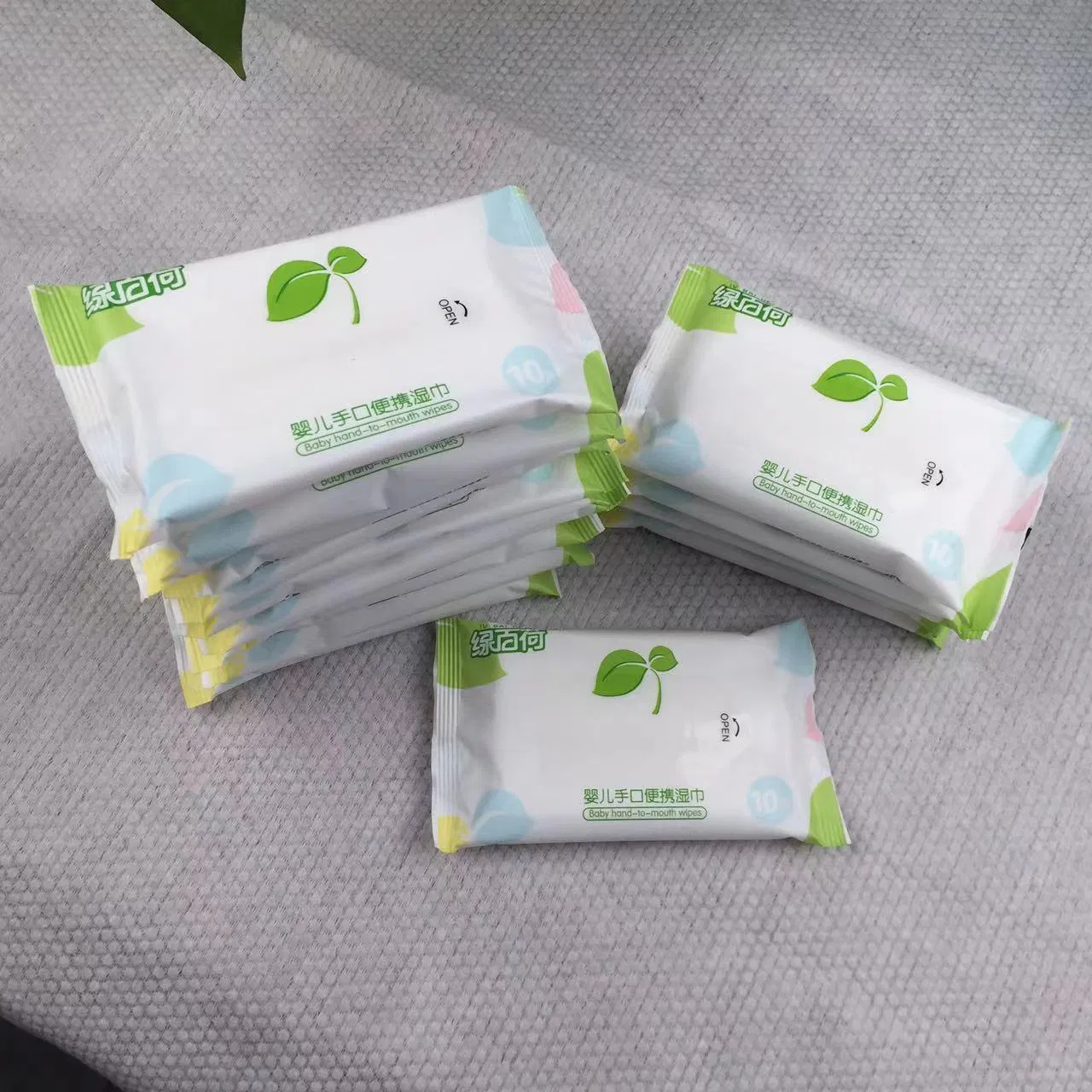 Gentle Essence Customized Wet Wipes for Baby′ S Gentle Cleaning