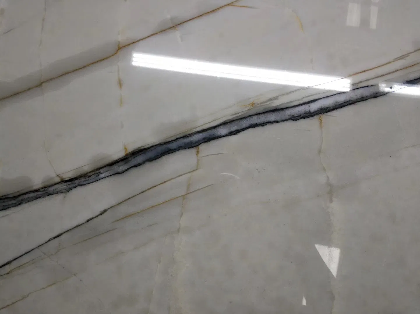 Nuage Quartzite Polished Tiles&Slabs&Countertop