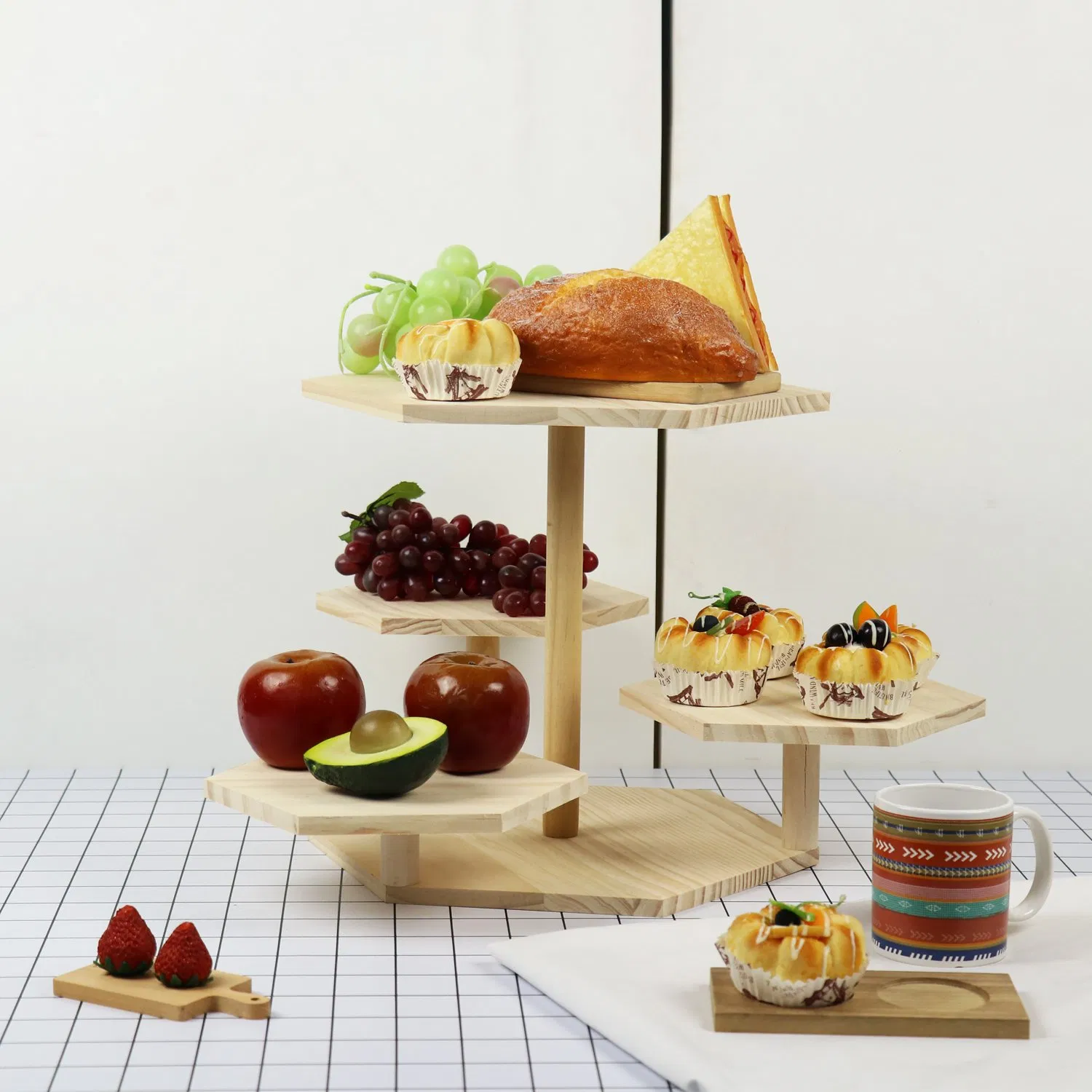 FSC&BSCI Wooden Cake Stand and Cheese Charcuterie Board, Cupcake Stand