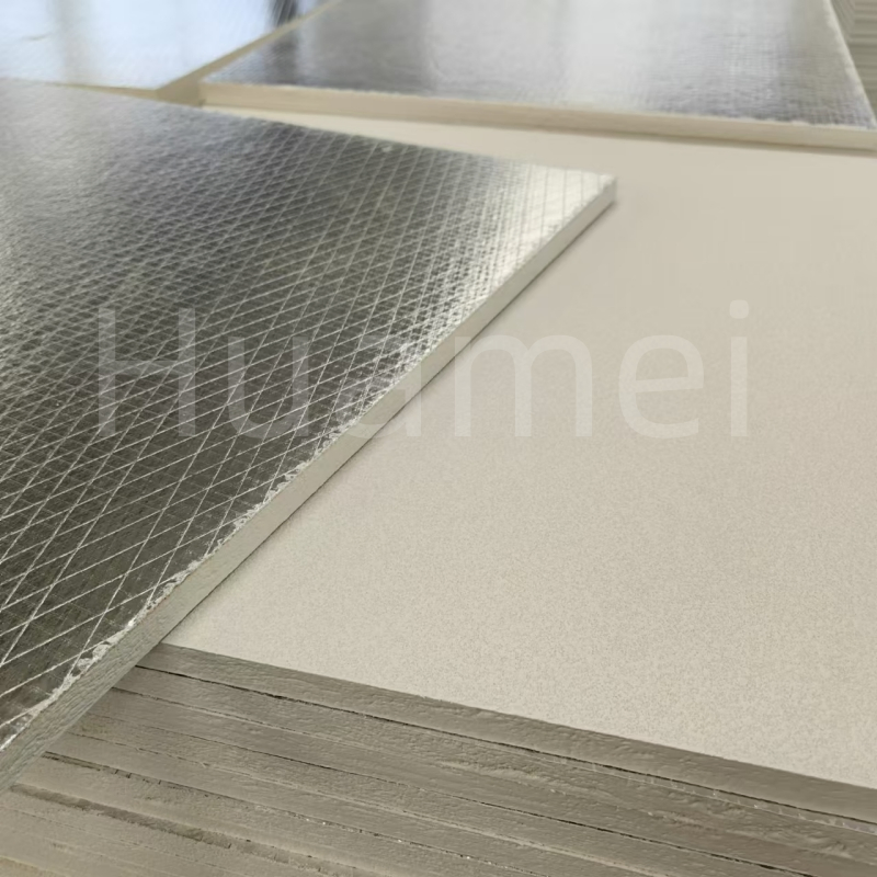 Sound-Absorbing Fiberglass Ceiling Panels with Aluminum Foil on The Back