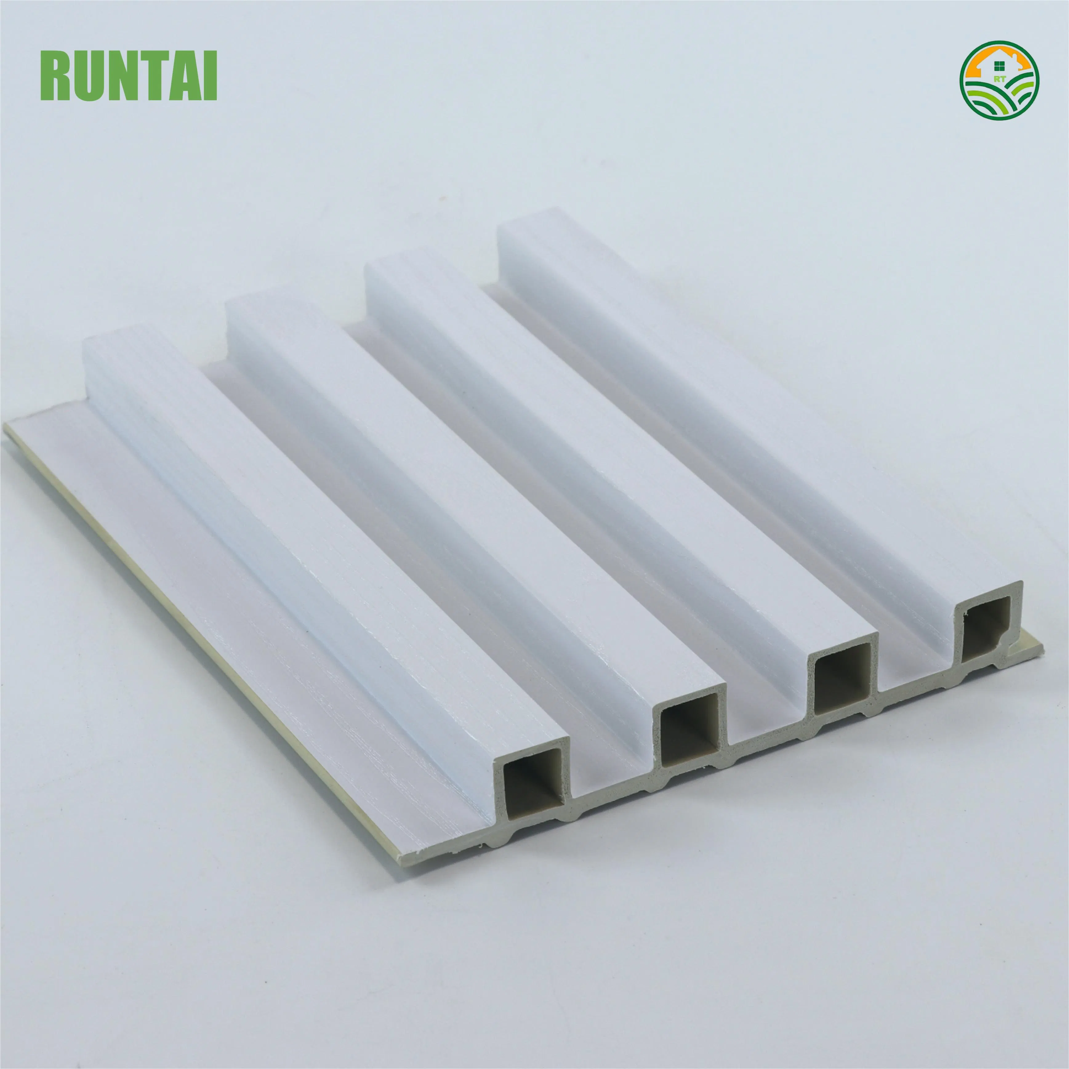 Прочная WPC стеновая панель для помещений с высокой проходимостью