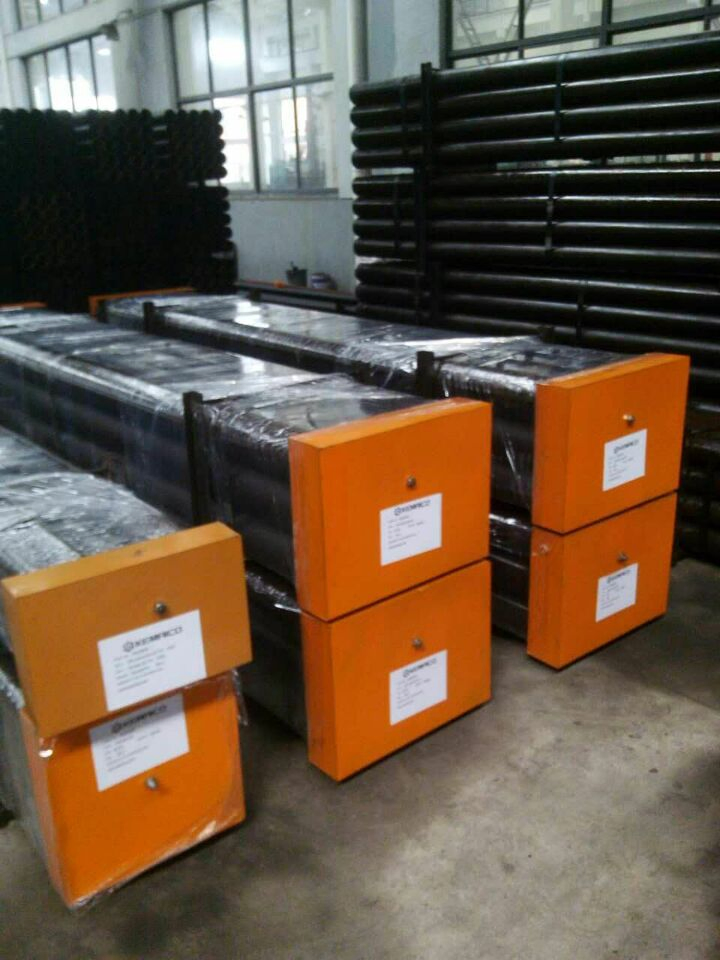 Maxdrill H22 Durable DTH Drill Rods for Alloy Steel Applications