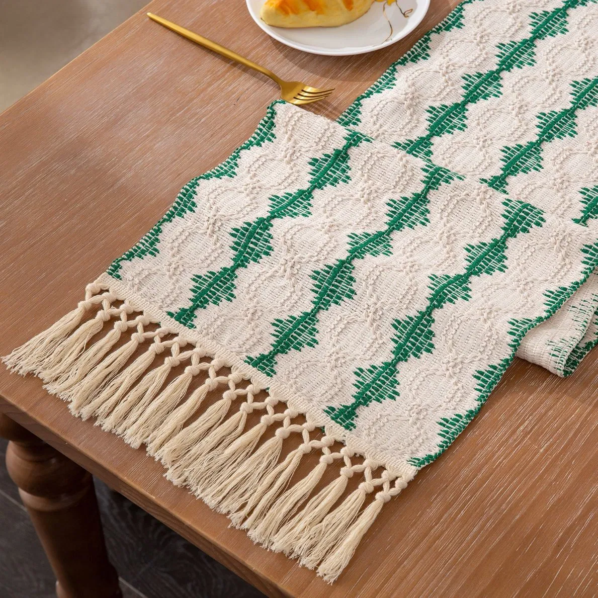 Xinlan Bohemian Ethnic Table Runner Cotton Linen Fringe Tassel Decorative Dining Table Scarf with Macrame Knots
