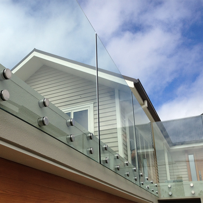 China Manufacturer Tempered Glass Railing Stainless Steel Railing Glass