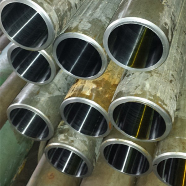 Труба гидравлическая бесшовная St52 холодного волочения