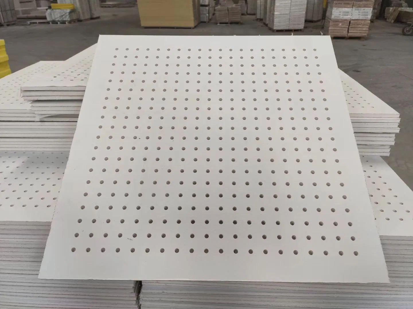 12mm Thickness Perforated Gypsum Board Use for Ceiling