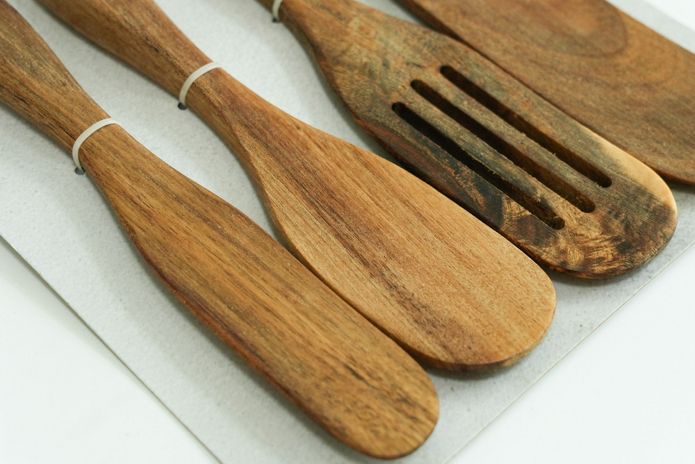 Manufacture Portable and Reusable Wooden Spatula Set of 4 Slotted Spatula for Kitchen