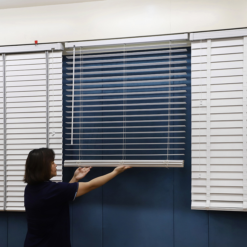 Cordless Fauxwood Blinds 2'' Blinds for Home Decoration Window Coverings Markets Venetian Blinds