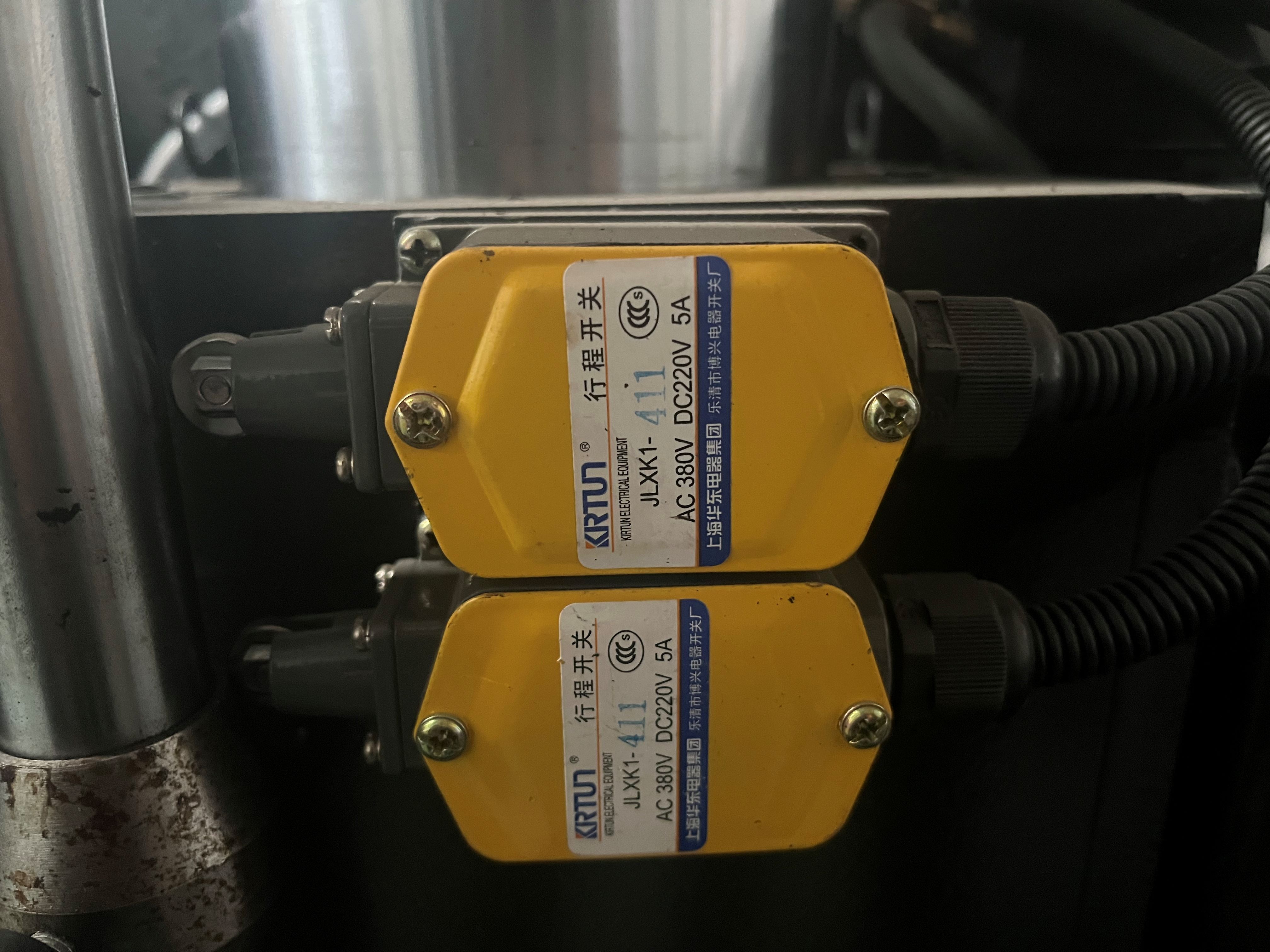 Станок ленточнопильный горизонтальный полуавтоматический