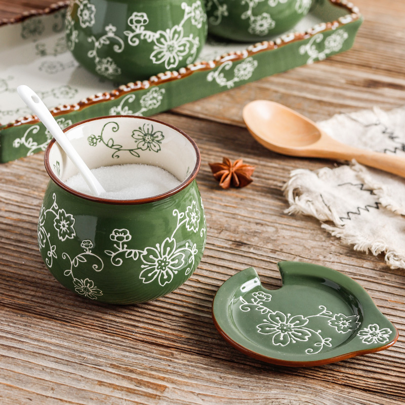 Набор керамических баночек для специй с подносом