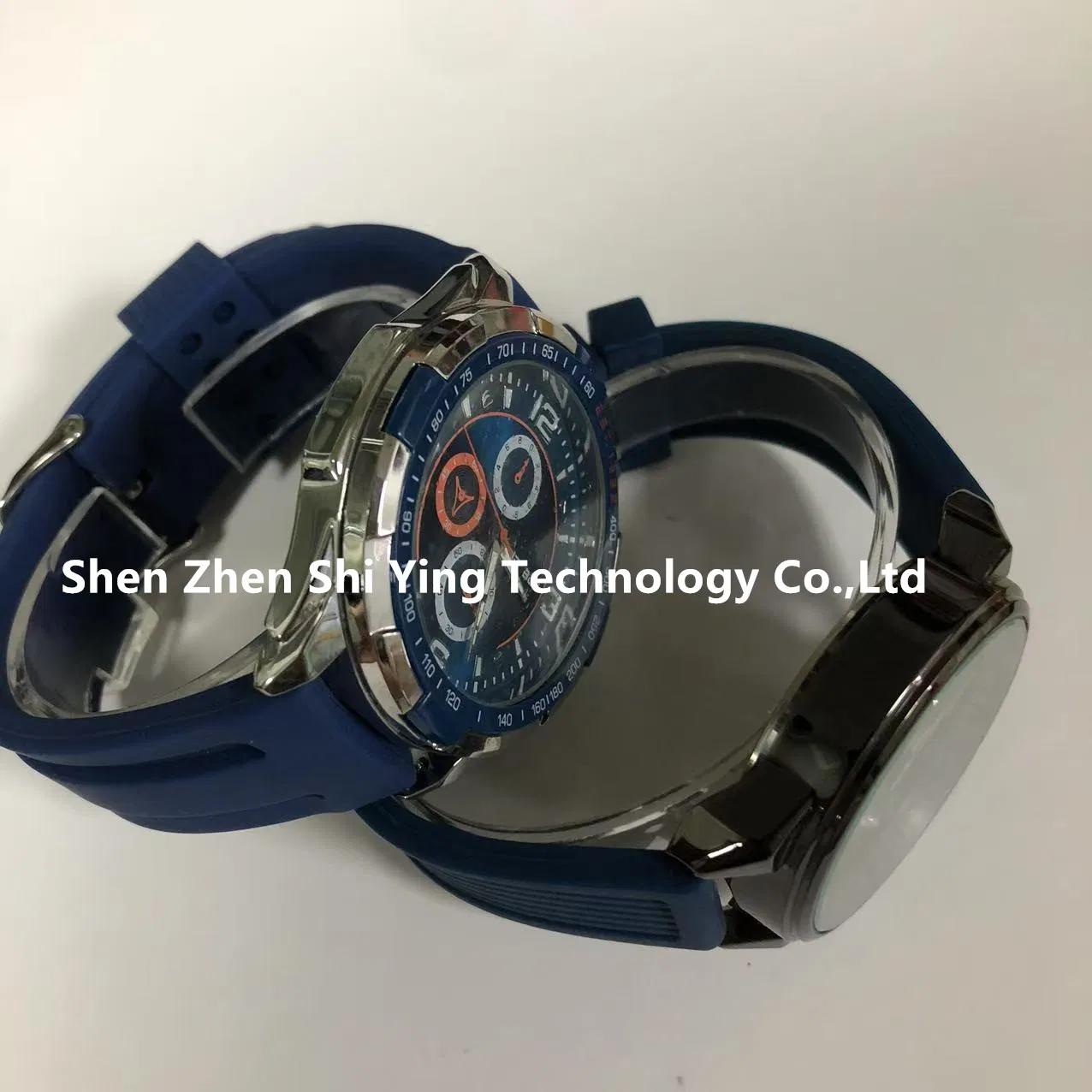 Men's Gift Alloy Fashion Sports Waterproof Quartz Wrist Watch with Silicon Strap