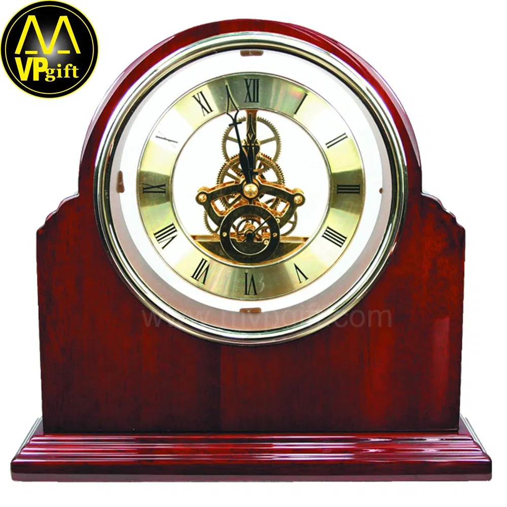China Shenzhen High Quality Wood Crystal Plastic Quartz Awards Trophy Gift Mini Table Clock