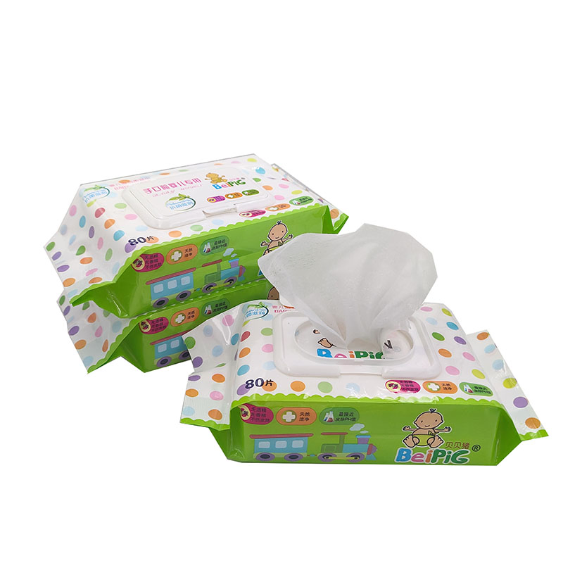 Free Sample Baby Wet Wipes - Perfect for on-The-Go Parents