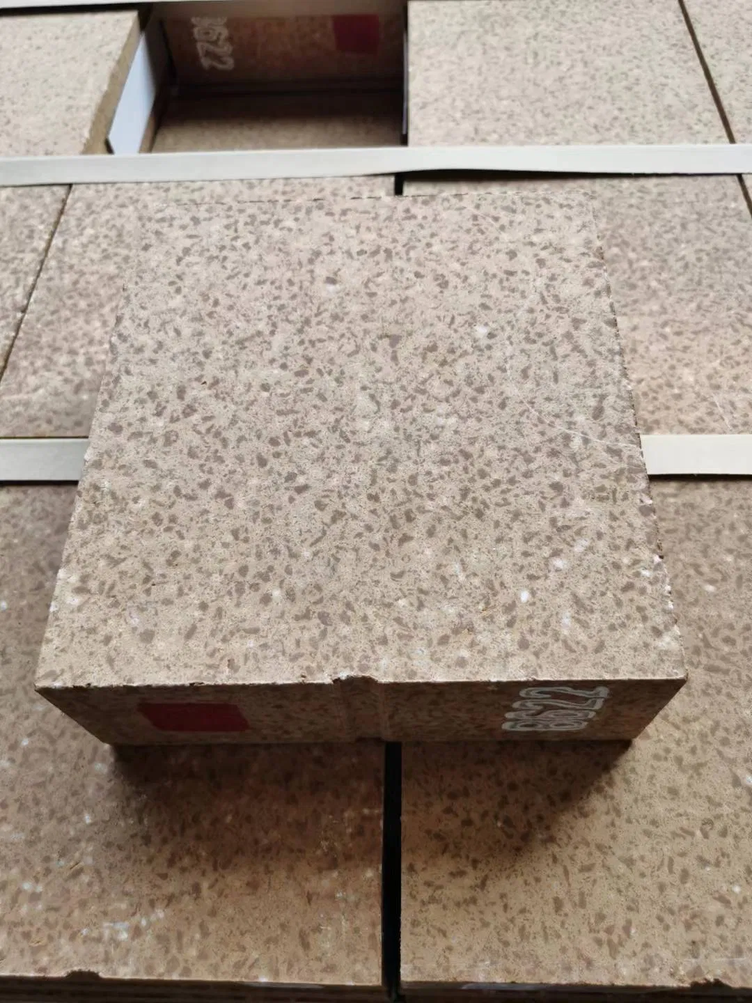 Магнезито-глиноземный кирпич LZR для вращающейся печи