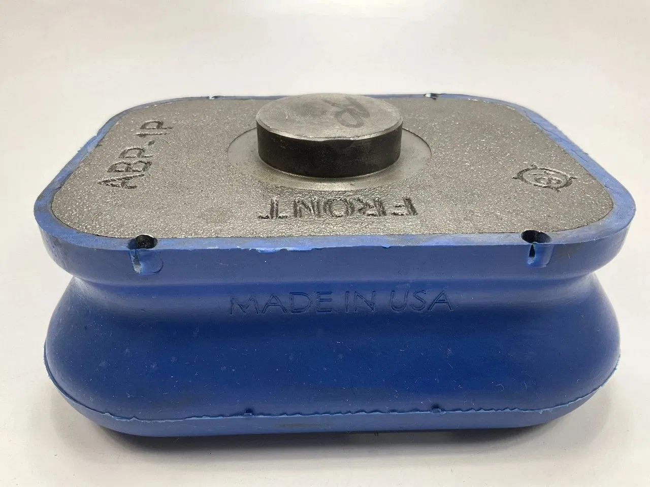 Durable Mack ABP1UB Poly Front Insulator Mount for Truck