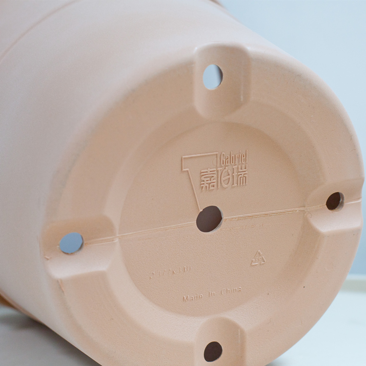 Hot Sale Eco-Friendly Plastic Imated Terracotta Garden Pot for Flower Cultivation