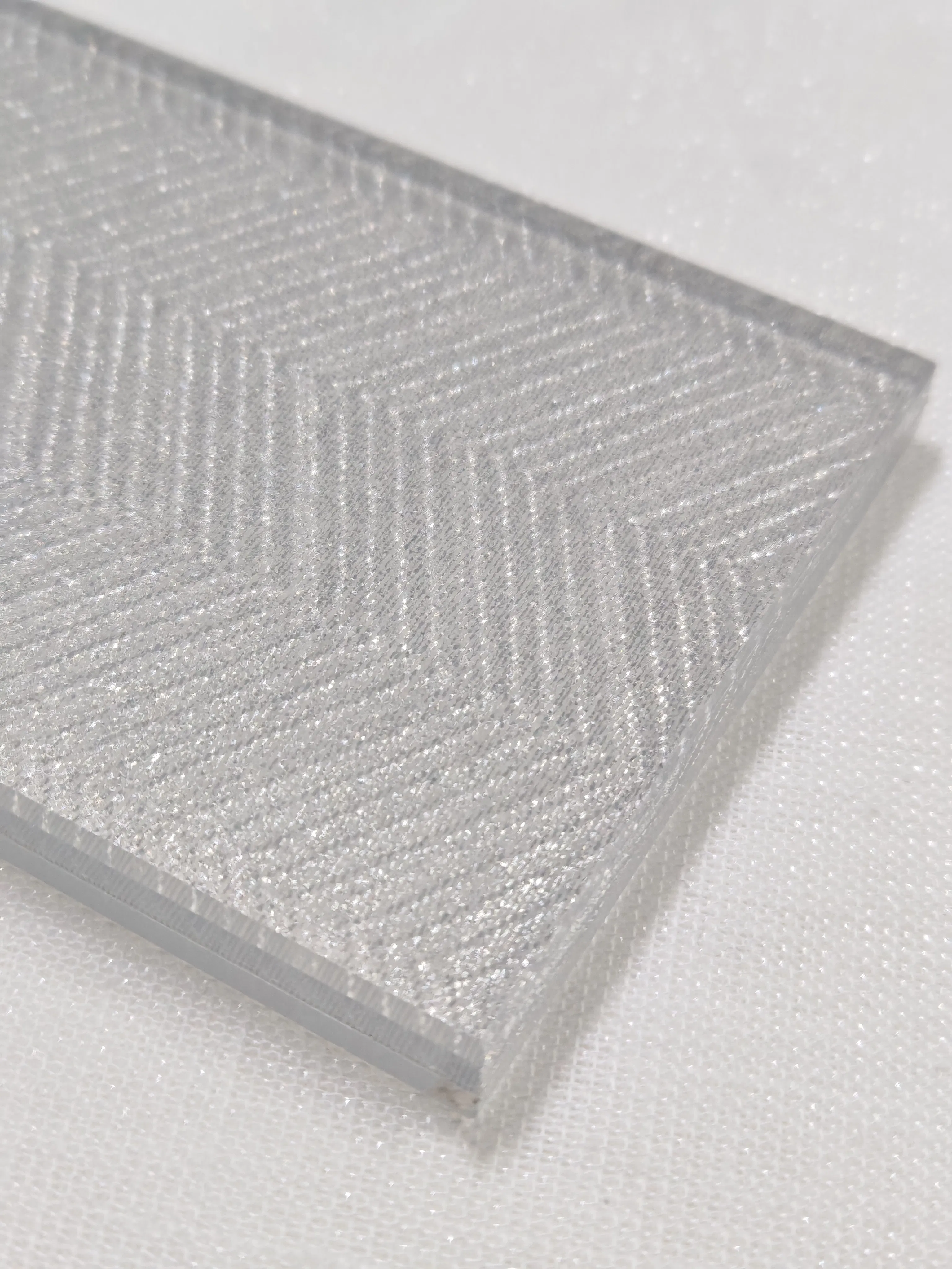 Unique Spaces Glass with High-Quality Artistic Fabric for Stylish Homes