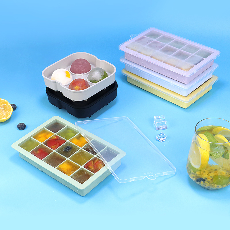 Custom 4/15 Cells Mini Innovative Durable Silicone Ice Maker Ball Cube Tray with Removable Lid