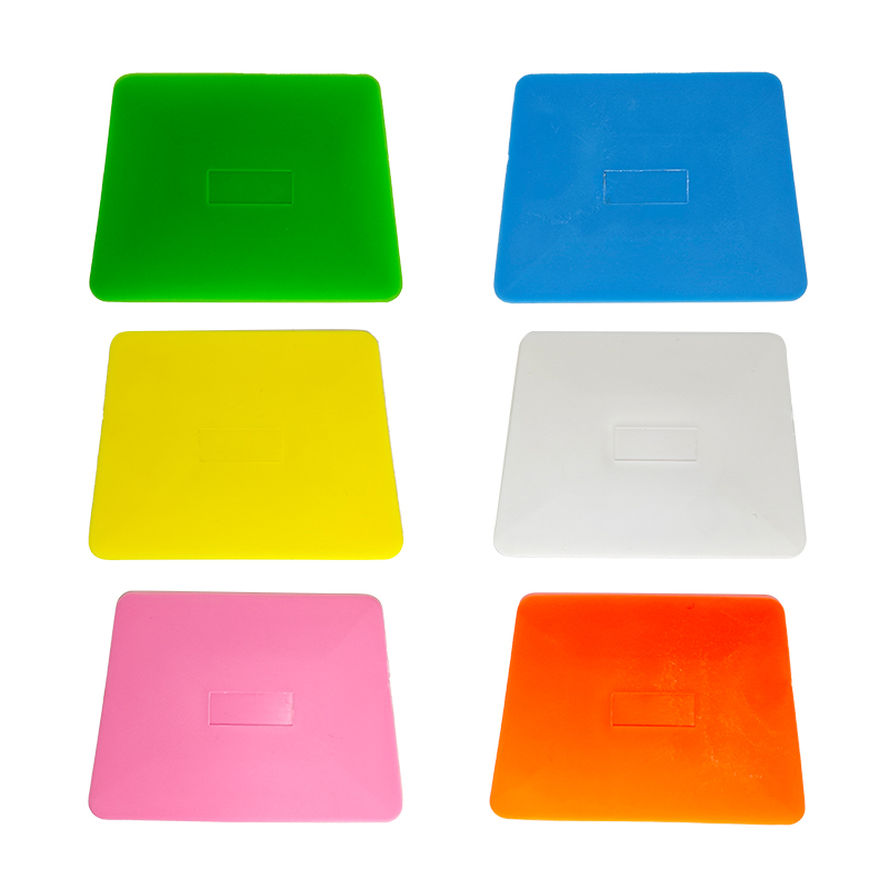 Автомобильные аксессуары универсальные