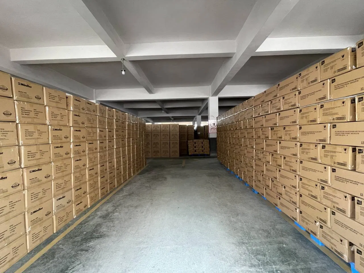 China Factory 12PCS Luxury Red Nonstick Aluminum Cookware Set