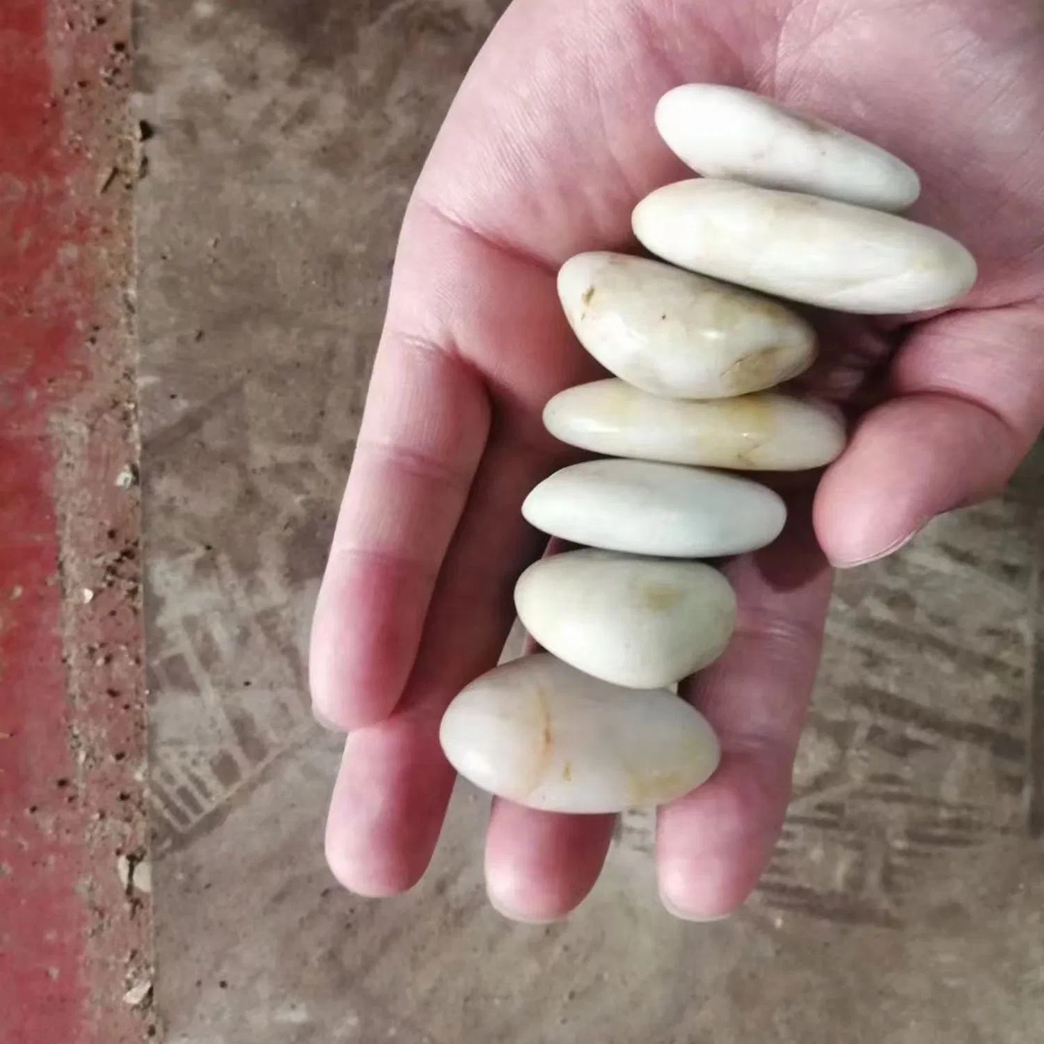 Landscaping Garden Natural High Polished White Pebbles for Decorative Stone