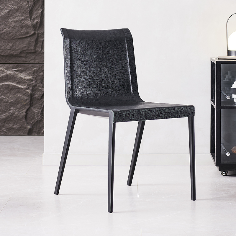 Стул обеденный кожаный итальянский стиль минимализм