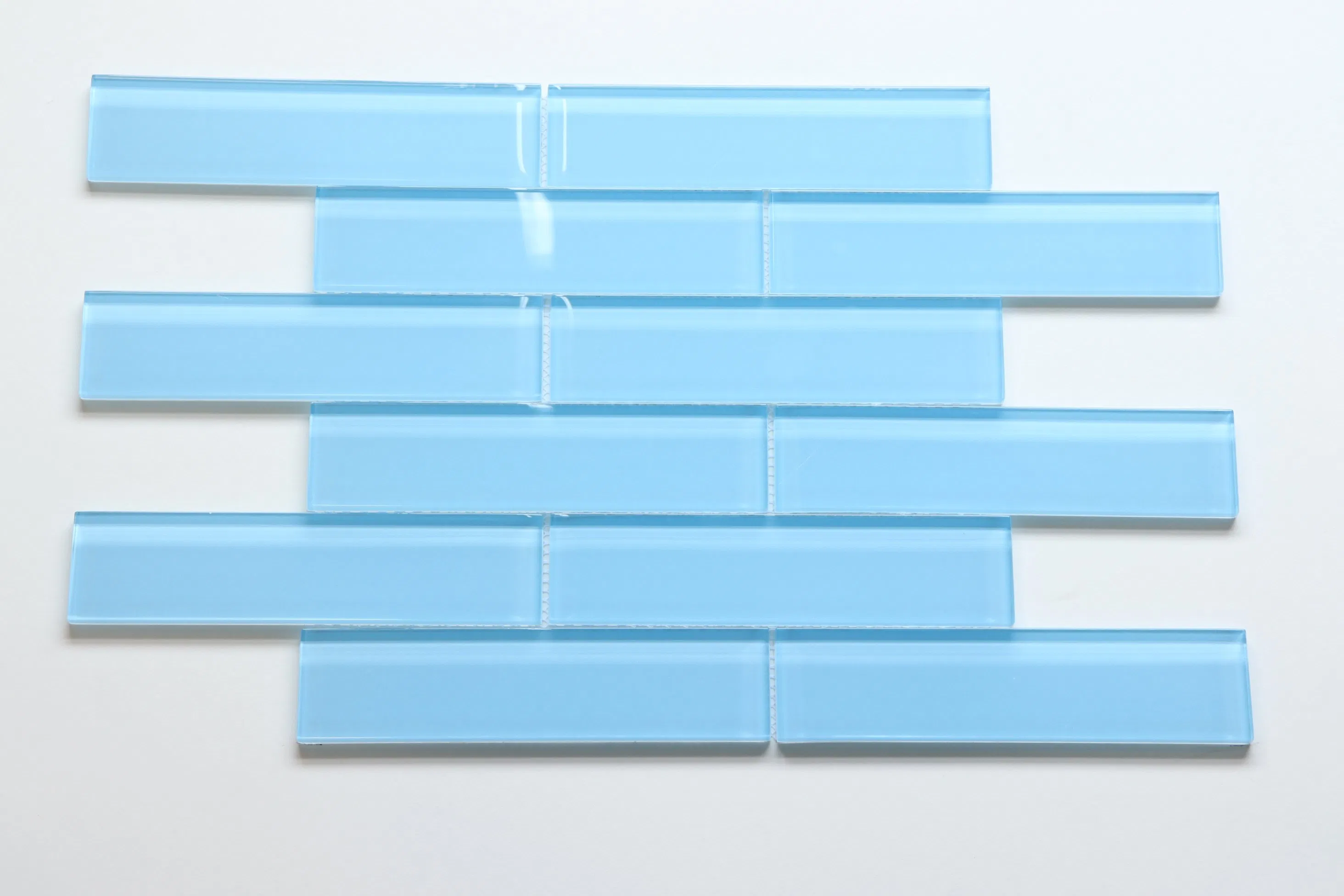 Голубая стеклянная мозаика для стен