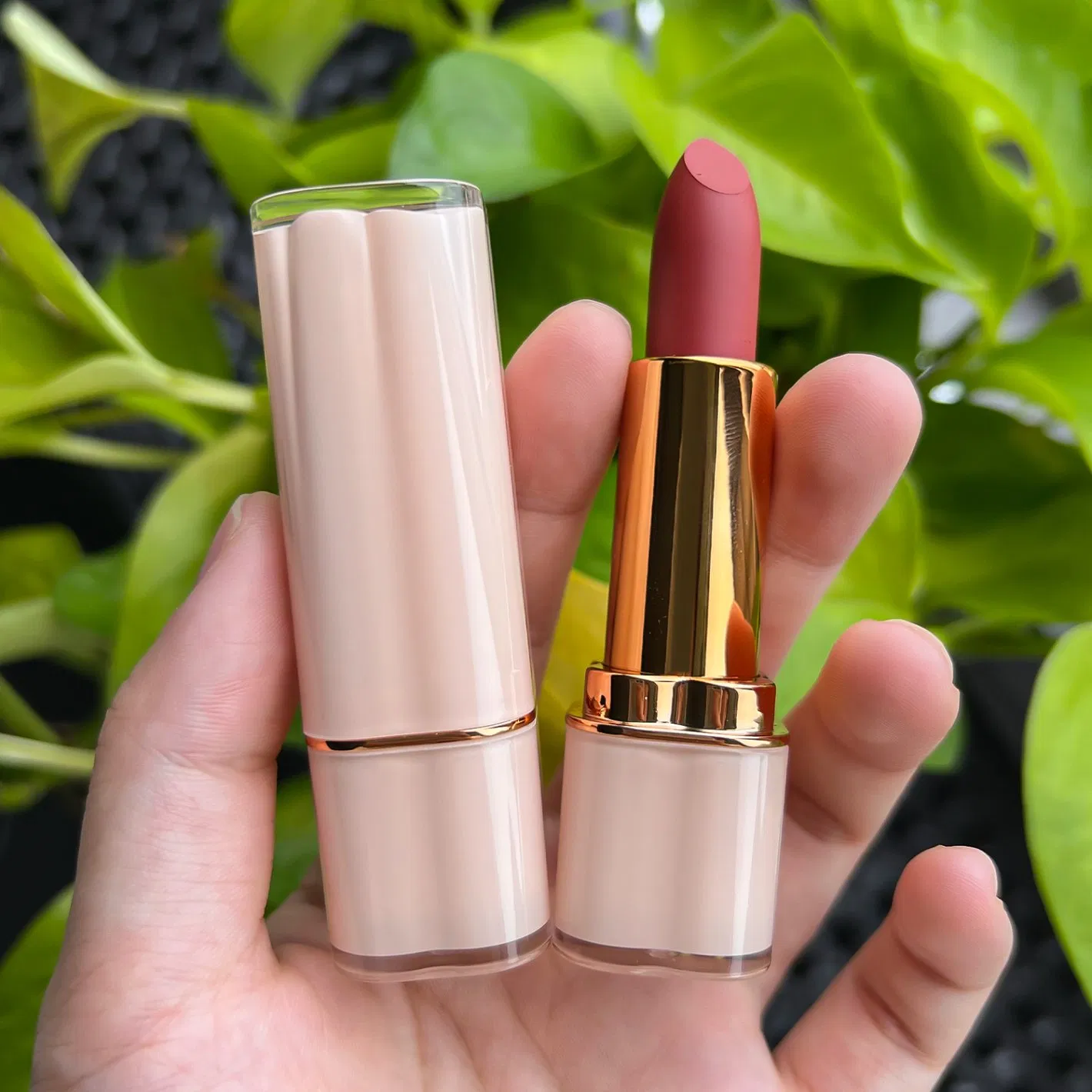 Custom Lip Makeup Metallic Shine Private Label Cosmetics