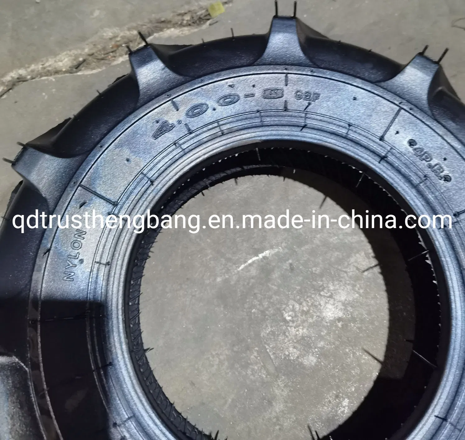 Шина сельскохозяйственная 4.00-8 / 4.00-10 с диском