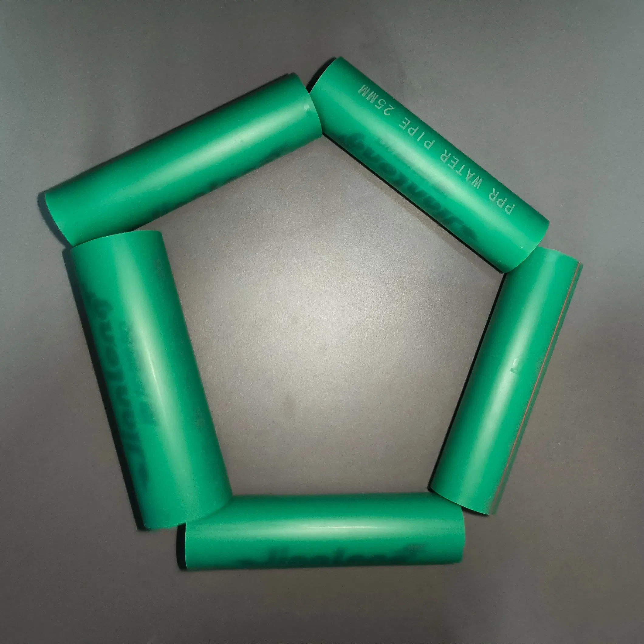 National Standard PPR Green and White Hot and Cold Water Pipe PPR Pipe