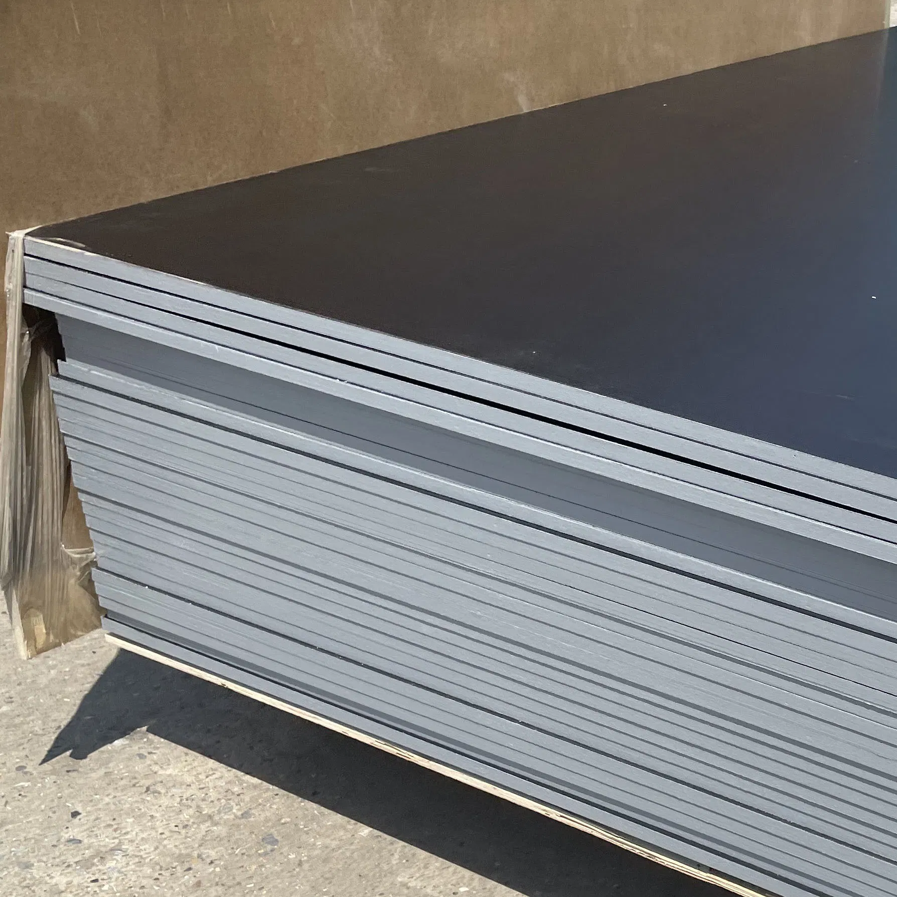 Poplar Core Film Face Plywood for Base Concrete Formwork