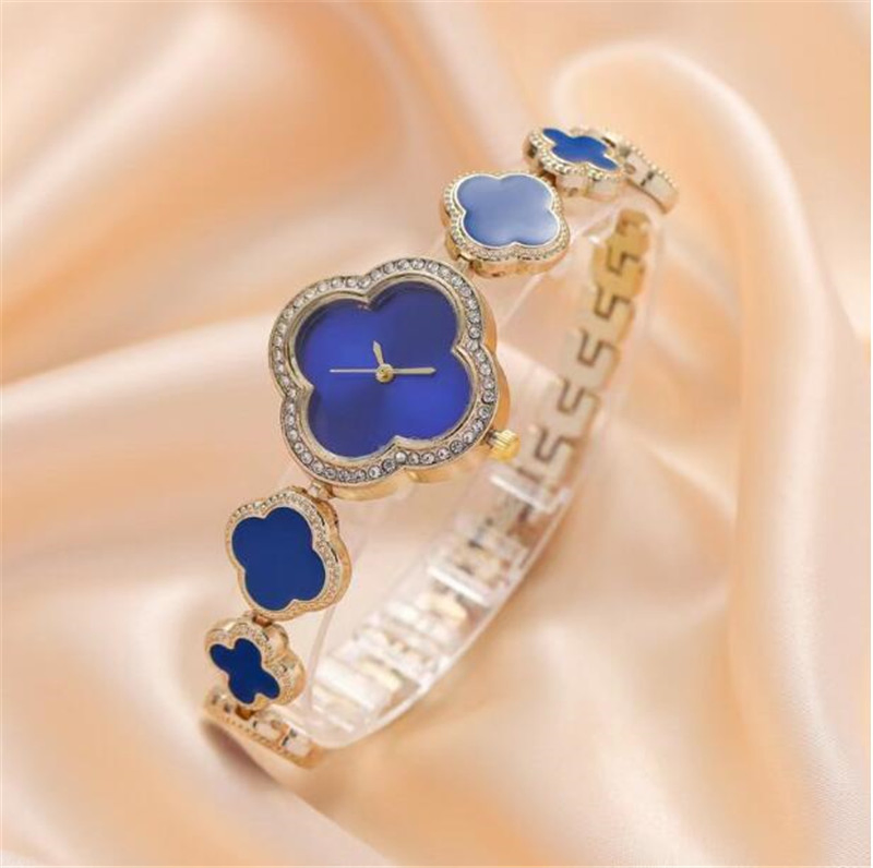 Wholesale Fashion Ladies Jewelry Diamonds Bracelet Green/Black/Red Dial Wrist Watch Retro Luxury Four Leaf Clover Women Quartz Watches