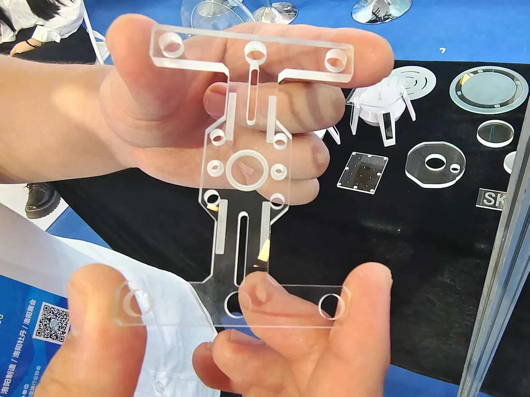 High-Quality Various Shaped Glass Custom Shaped Glass