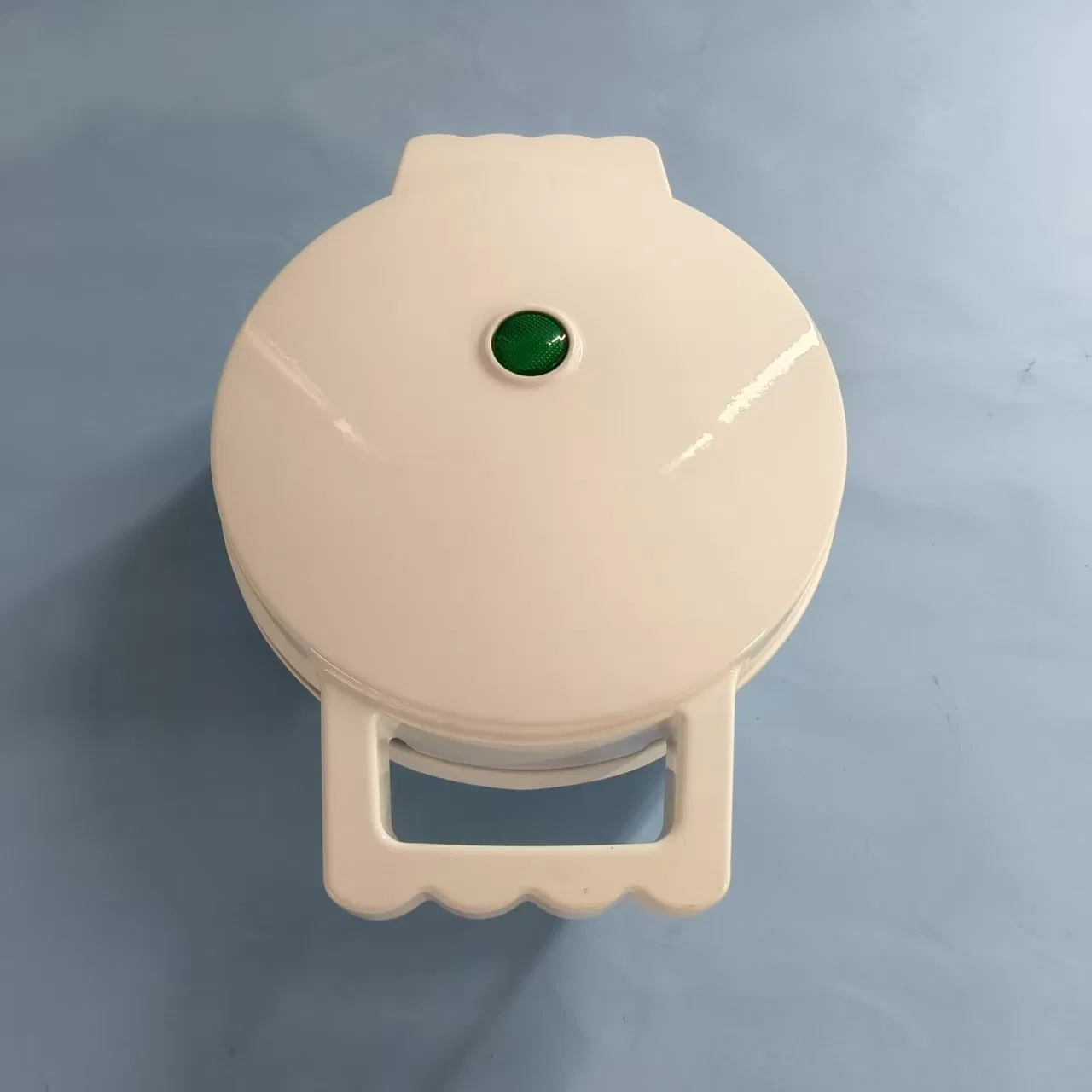 Compact and Portable Sandwich Maker Lightweight, Durable Great for Outdoor Activities