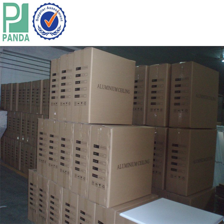 China Pop Outdoor Balcony Wood Grain Aluminum Roof False Ceiling Panels System