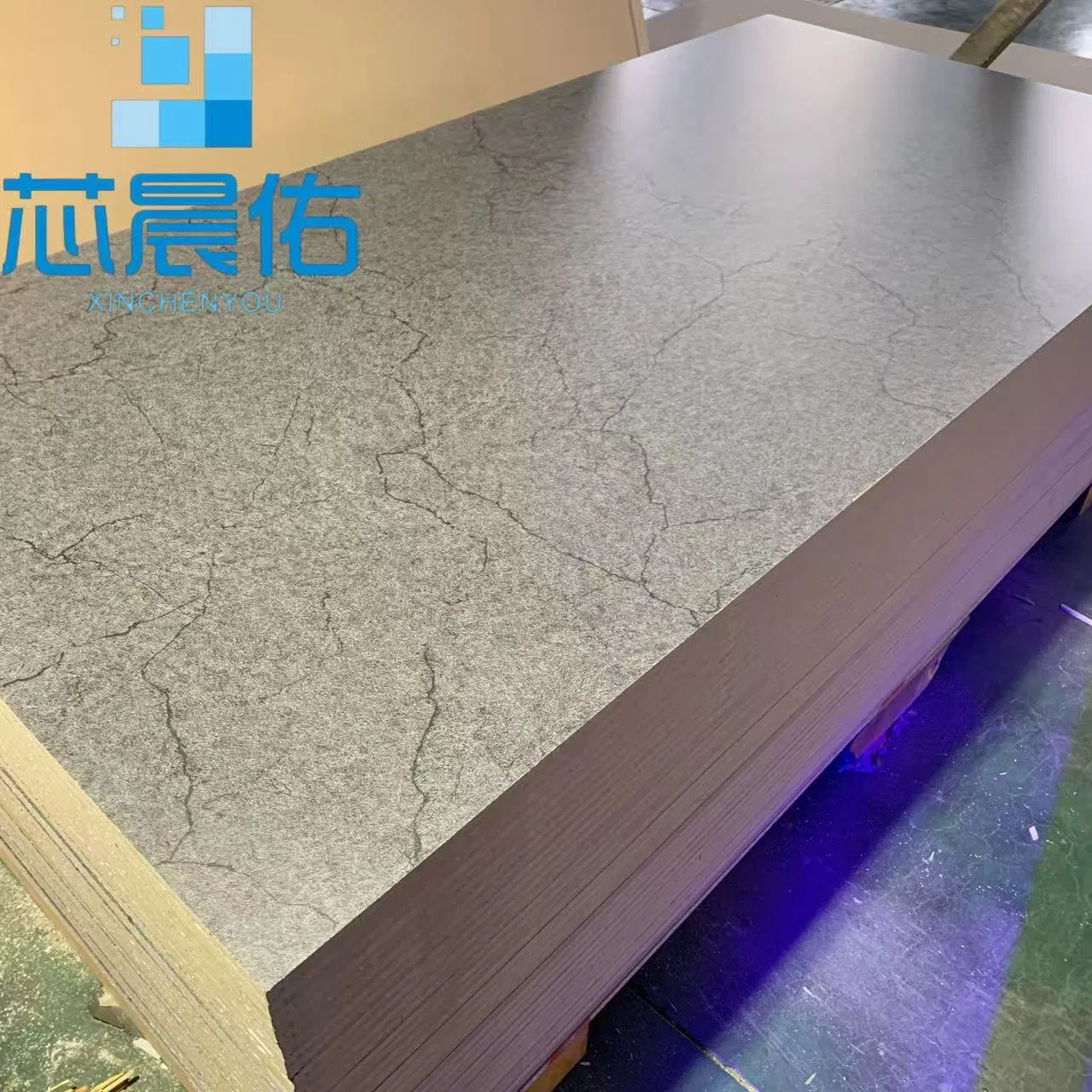 1220*2440*18mm Dark Gray Melamine MDF Board with Sensory Surface for Furniture