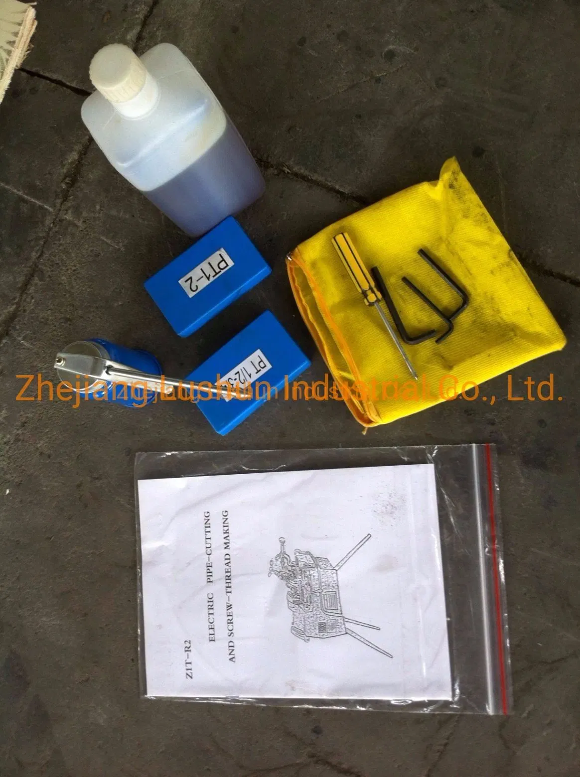 2′ ′ Pipe Threading Machine /Zit-R2 Shun Brand Threading